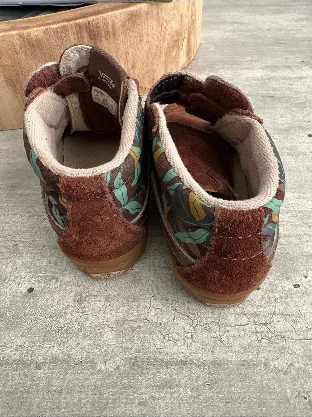 Vans Sk8-Mid Sloth Brown Suede Leaf Print Velcro size 8 toddler